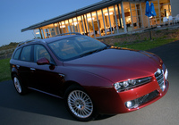 Alfa Romeo 159 Sportwagon 2.4 JTDm AU-spec 939B (2006–2008) pictures Alfa Romeo 159 Sportwagon 2.4 JTDm AU-spec 939B (2006–2008) pictures