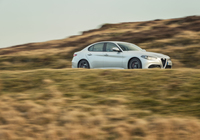 Alfa Romeo Giulia Q2 UK-spec (952) 2016 pictures