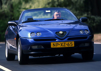Alfa Romeo Spider 916 (1995–1998) images