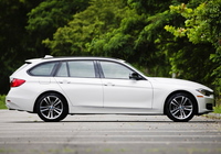 BMW 328i xDrive Sports Wagon (F31) 2013 wallpapers