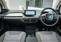 BMW i3 UK-spec 2013 images