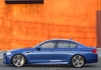 BMW M5 US-spec (F10) 2013 photos
