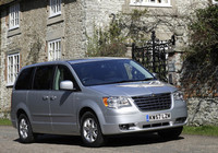 Chrysler Grand Voyager UK-spec 2008–10 pictures Chrysler Grand Voyager UK-spec 2008–10 pictures