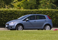 Fiat Grande Punto Natural Power 5-door (199) 2008–12 pictures Fiat Grande Punto Natural Power 5-door (199) 2008–12 pictures
