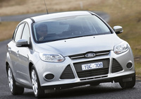 Ford Focus 5-door AU-spec 2011 images