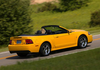 Mustang SVT Cobra Convertible 2004–05 wallpapers