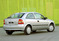 Holden Astra 3-door (TS) 1998–2004 photos