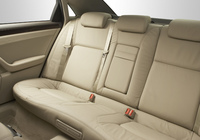 Holden Statesman (WM) 2006–2010 wallpapers