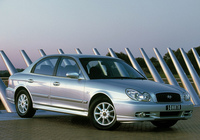 Hyundai Sonata AU-spec (EF) 2002–05 images