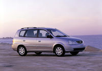 Images of Kia Carens 2002–06