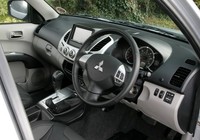 Images of Mitsubishi L200 Barbarian 2010