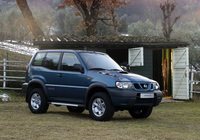 Images of Nissan Terrano II 3-door (R20) 1999–2006