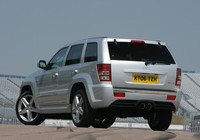 Jeep Grand Cherokee SRT8 UK-spec (WK) 2006–10 pictures