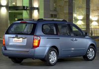 Kia Sedona LWB ZA-spec 2007–11 pictures Kia Sedona LWB ZA-spec 2007–11 pictures