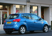 Kia Venga UK-spec 2009 images Kia Venga UK-spec 2009 images