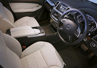 Mercedes-Benz ML 350 BlueTec AU-spec (W166) 2011 pictures