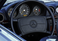 Mercedes-Benz SL-Klasse (R107) 1971–89 pictures Mercedes-Benz SL-Klasse (R107) 1971–89 pictures