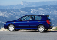 Nissan Almera 5-door (N16) 2003–06 wallpapers Nissan Almera 5-door (N16) 2003–06 wallpapers