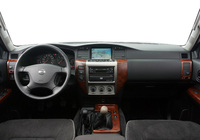 Nissan Patrol 5-door (Y61) 2004–10 images Nissan Patrol 5-door (Y61) 2004–10 images