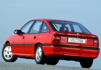 Opel Vectra GT Hatchback (A) 1992–94 photos