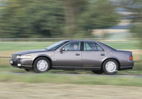 Photos of Cadillac Seville STS 1998–2004