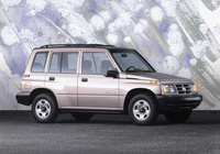 Photos of Chevrolet Tracker 1989–98