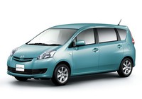 Photos of Daihatsu Boon Luminas 2010 Photos of Daihatsu Boon Luminas 2010