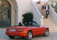 Photos of Mazda MX-5 Roadster (NB) 1998–2005