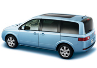Photos of Nissan Lafesta (B30) 2004–07