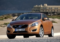 Photos of Volvo S60 T6 2010–13