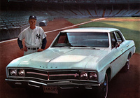 Pictures of Buick Special Deluxe Sedan (43569/43669) 1967