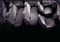 Pictures of Chevrolet Astro 1995–2005