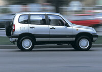 Pictures of Chevrolet Niva 2002–09 Pictures of Chevrolet Niva 2002–09
