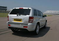 Pictures of Jeep Grand Cherokee SRT8 UK-spec (WK) 2006–10