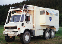 Pictures of Unicat Mercedes-Benz Unimog U2450L 6x6 1980–95