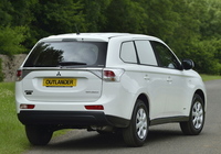 Pictures of Mitsubishi Outlander Commercial 2013