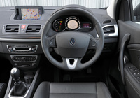 Renault Mégane UK-spec 2008–12 photos