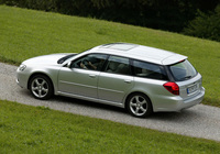 Subaru Legacy 3.0R Station Wagon 2003–06 images