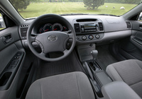 Toyota Camry LE US-spec (ACV30) 2004–06 pictures