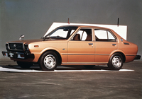 Toyota Corolla 4-door Sedan (E31) 1974–79 wallpapers