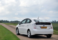 Toyota Prius UK-spec (ZVW30) 2009–11 wallpapers Toyota Prius UK-spec (ZVW30) 2009–11 wallpapers