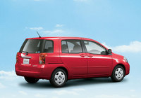 Toyota Raum (NCZ20) 2003–06 images