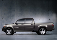 Toyota Tundra Double Cab Limited 2003–06 wallpapers