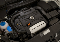 Volkswagen Golf 5-door AU-spec (Typ 5K) 2008–12 photos Volkswagen Golf 5-door AU-spec (Typ 5K) 2008–12 photos