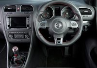 Volkswagen Golf GTI 5-door Edition 35 UK-spec (Typ 5K) 2011 photos Volkswagen Golf GTI 5-door Edition 35 UK-spec (Typ 5K) 2011 photos