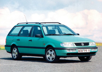 Volkswagen Passat Variant (B4) 1993–97 photos