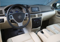 Volkswagen Routan 2008–12 photos Volkswagen Routan 2008–12 photos
