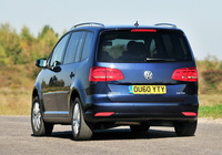Volkswagen Touran UK-spec 2010 wallpapers
