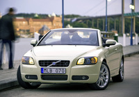 Volvo C70 T5 2005–09 images