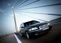 Volvo V70 2005–07 images Volvo V70 2005–07 images
